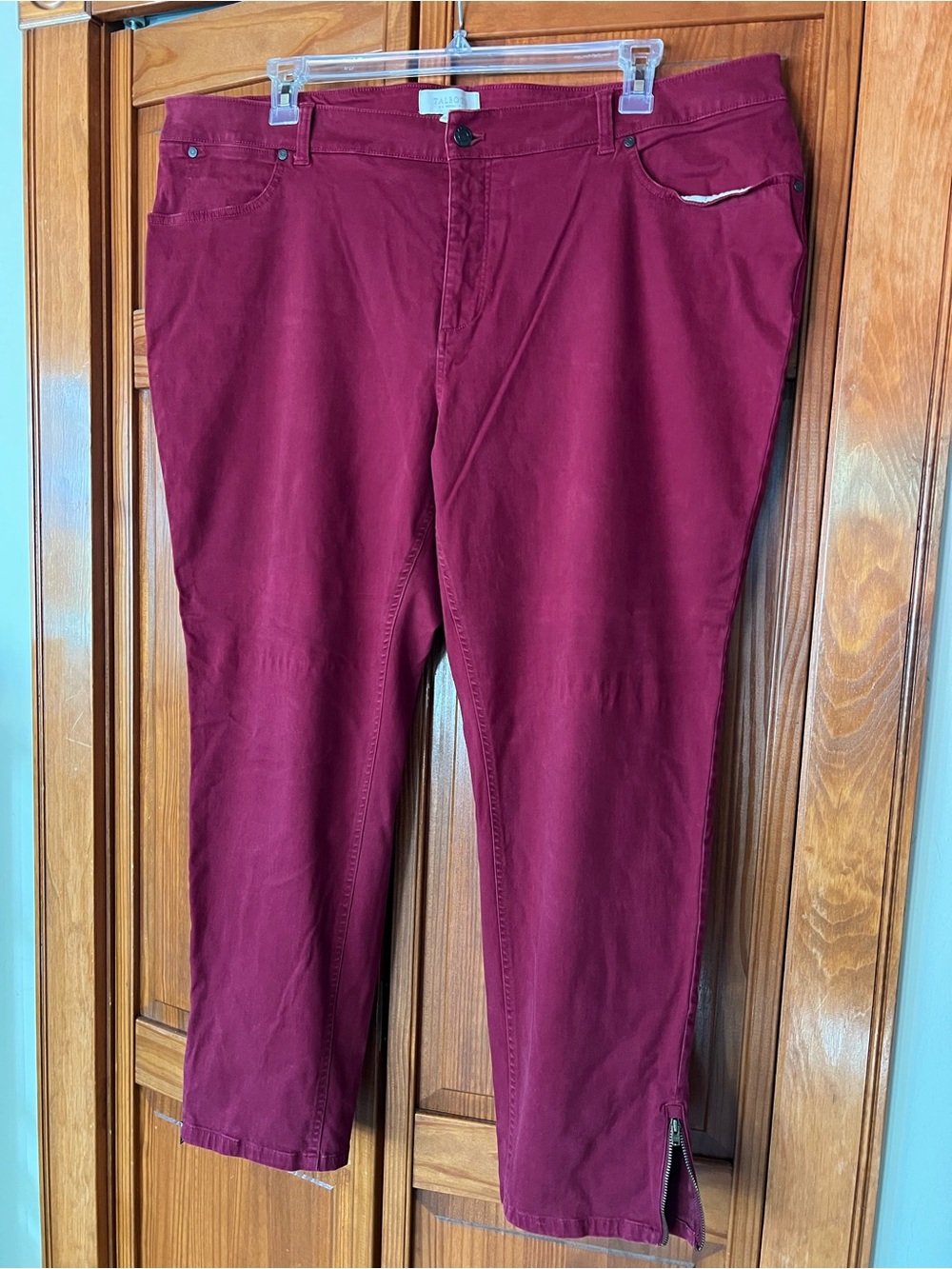 Talbots Burgundy Zipper Ankle Pants